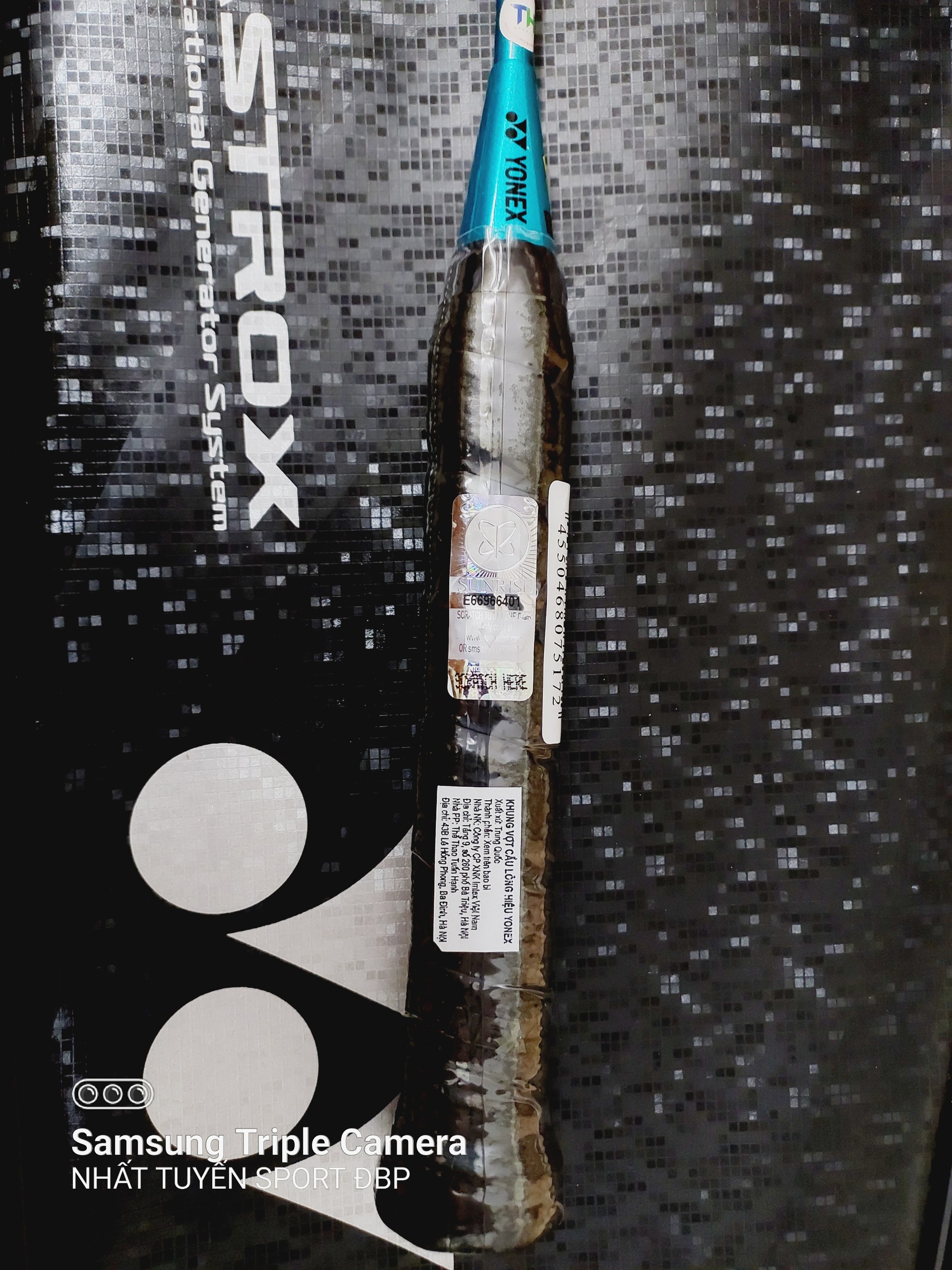 Vợt cầu lông Yonex Astrox 88S Play (chính hãng)