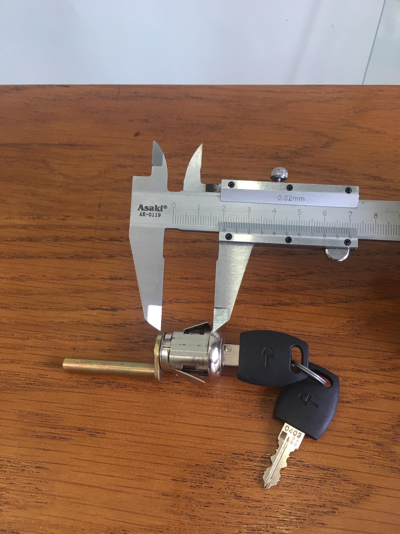 [HCM]Khóa tủ sắt 3 ngăn Hòa Phát