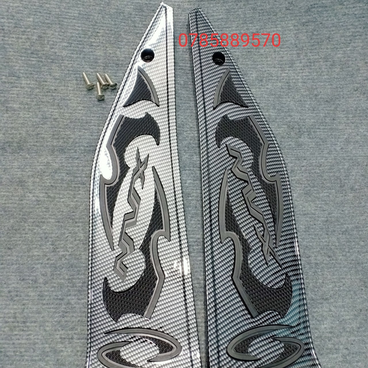 GÁC CHÂN TRƯỚC XE NVX CARBON