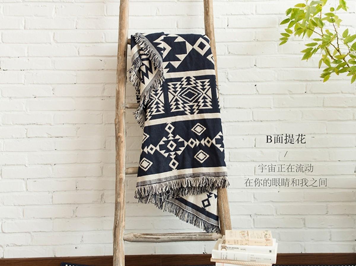 THẢM VINTAGE, THẢM THỔ CẨM TRẮNG ĐEN NHẬP KHẨU