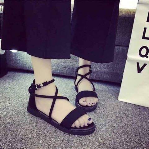 [HCM]Sandal Học Sinh Quai Chéo Snc