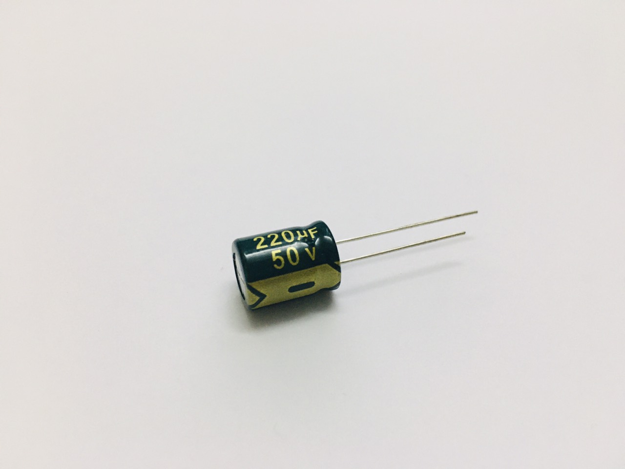 Bộ 10 con Tụ 220uF 50V 10x13mm