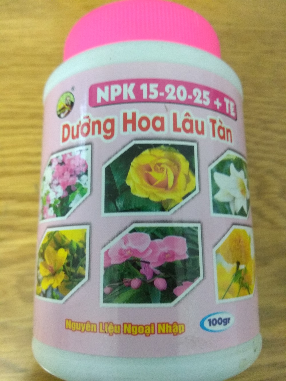 [HCM]Phân bón vi lượng NPK 15-20-25+TE dưỡng hoa lâu tàn - bomax chai 100 gram
