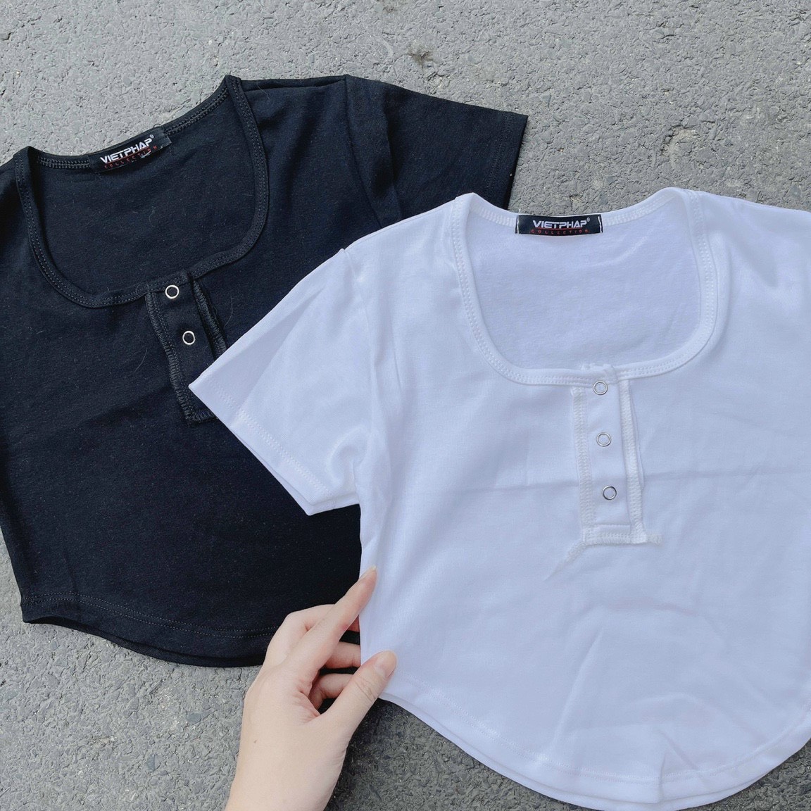 [Ảnh thật] Áo Croptop Borip Cúc Bấm Vạt Bầu A5245