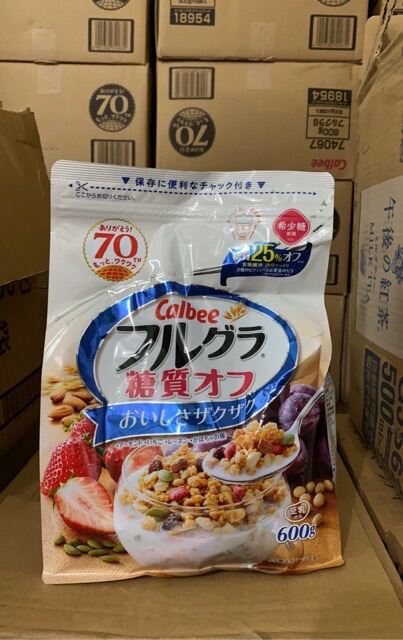 Ngũ cốc ăn sáng Calbee hoa quả Nhật 800g [HSD 3/ 2024]