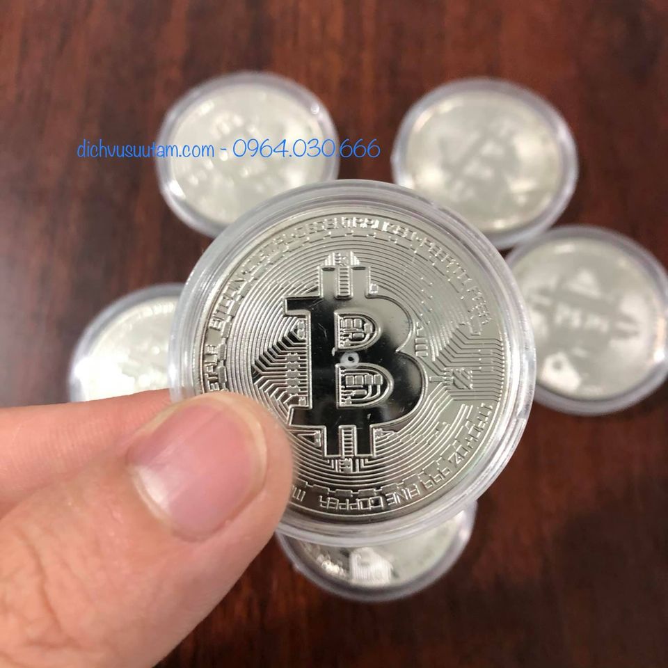 Đồng Bitcoin màu bạc sưu tầm