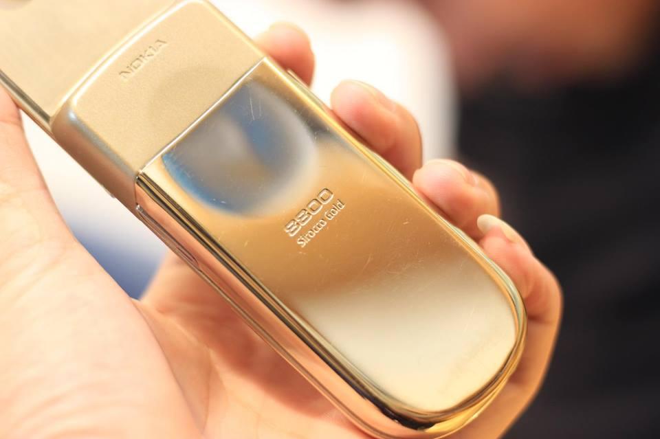 Điện Thoại Nokia 8800 Sirocco Gold