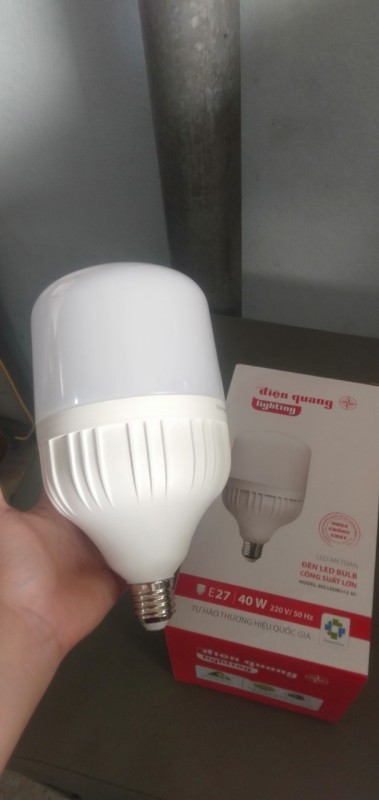 Bóng đèn led siêu sáng điện quang cao cấp công suất lớn 50w,40w. siêu tiết kiệm điện chống cháy nổ hàng chính hãng