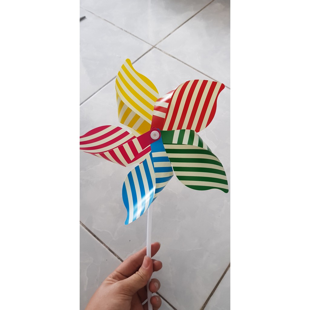 [Hoàn Tiền 10%]10 Chong Chóng Cầm Tay 5 Cánh Hoa Văn
