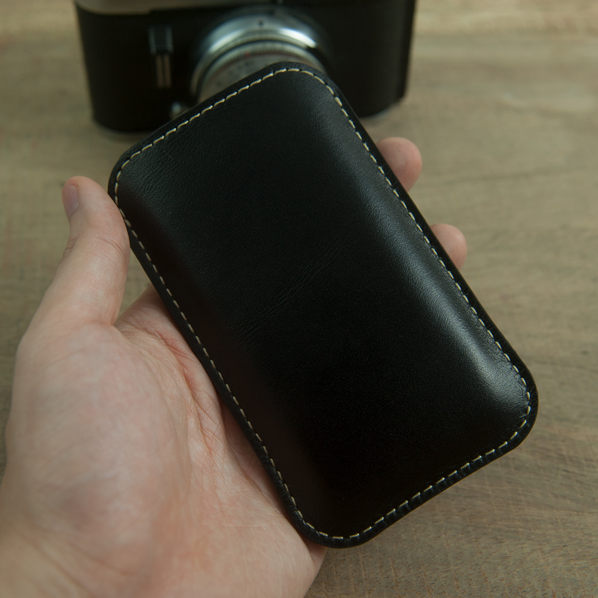 Bao điện thoại Nokia E71 - Màu Đen - Handmade thủ công - Da thật nhập khẩu
