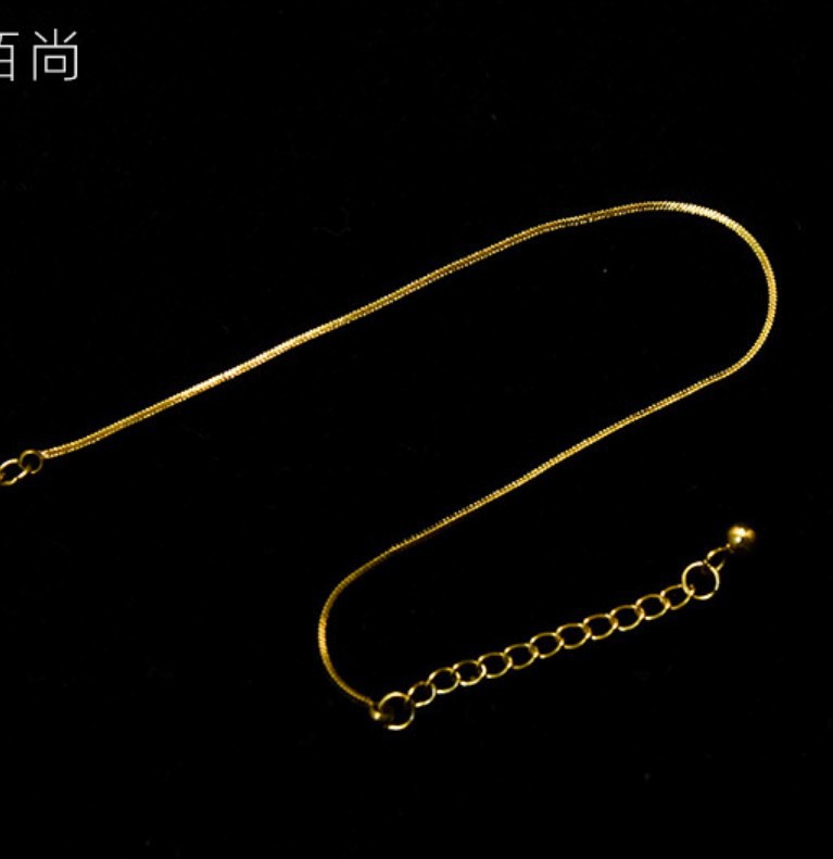Lắc Tay Nữ Sợi Mì Titan Ko Đen TT 2754