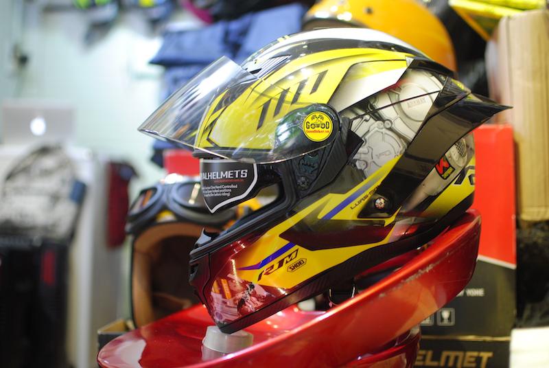 Tem Yamaha màu Vàng dán Mũ Fullface