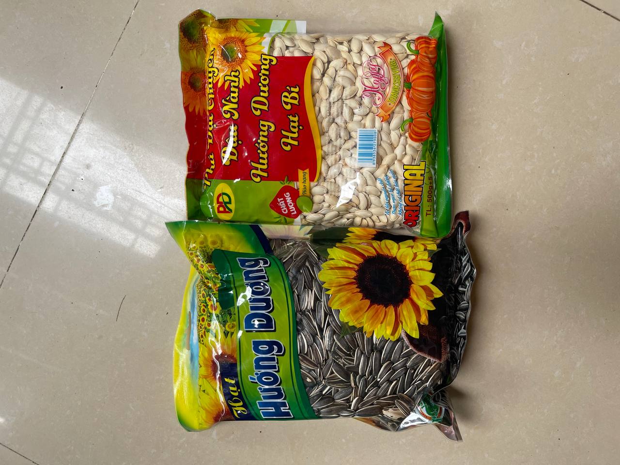 1kg hạt bí ta rang tay chắc mẩy thơm ngon