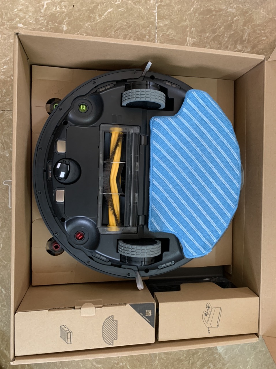 Robot hút bụi lau nhà thông minh ECOVACS DEEBOT DE53 (Ozmo 901)