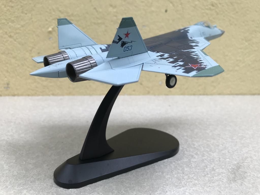 Mô hình Máy bay SU-57E  - 1:100