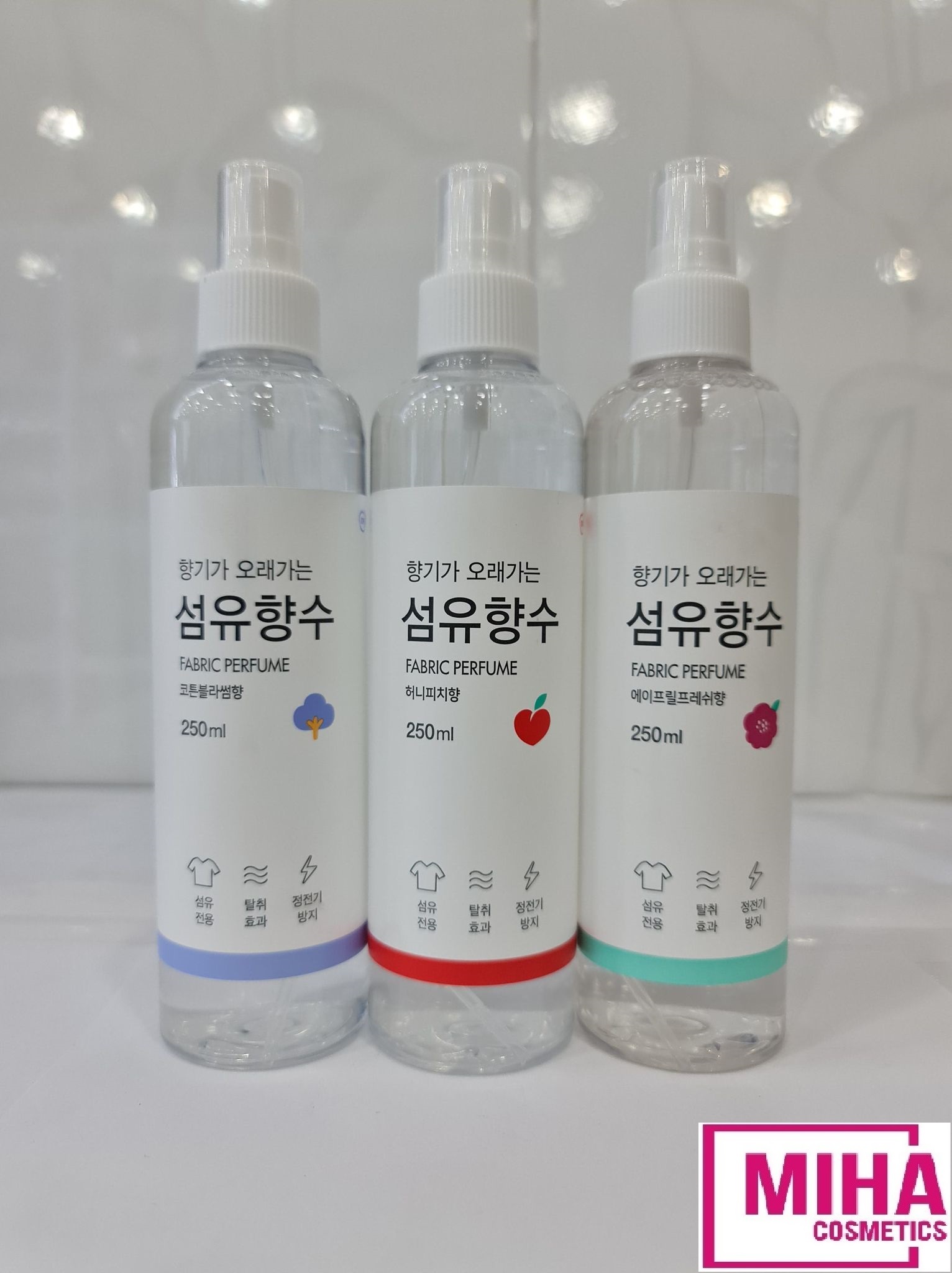 Xịt Thơm Quần Áo Daiso Farbic Perfume 250ml Hàn Quốc