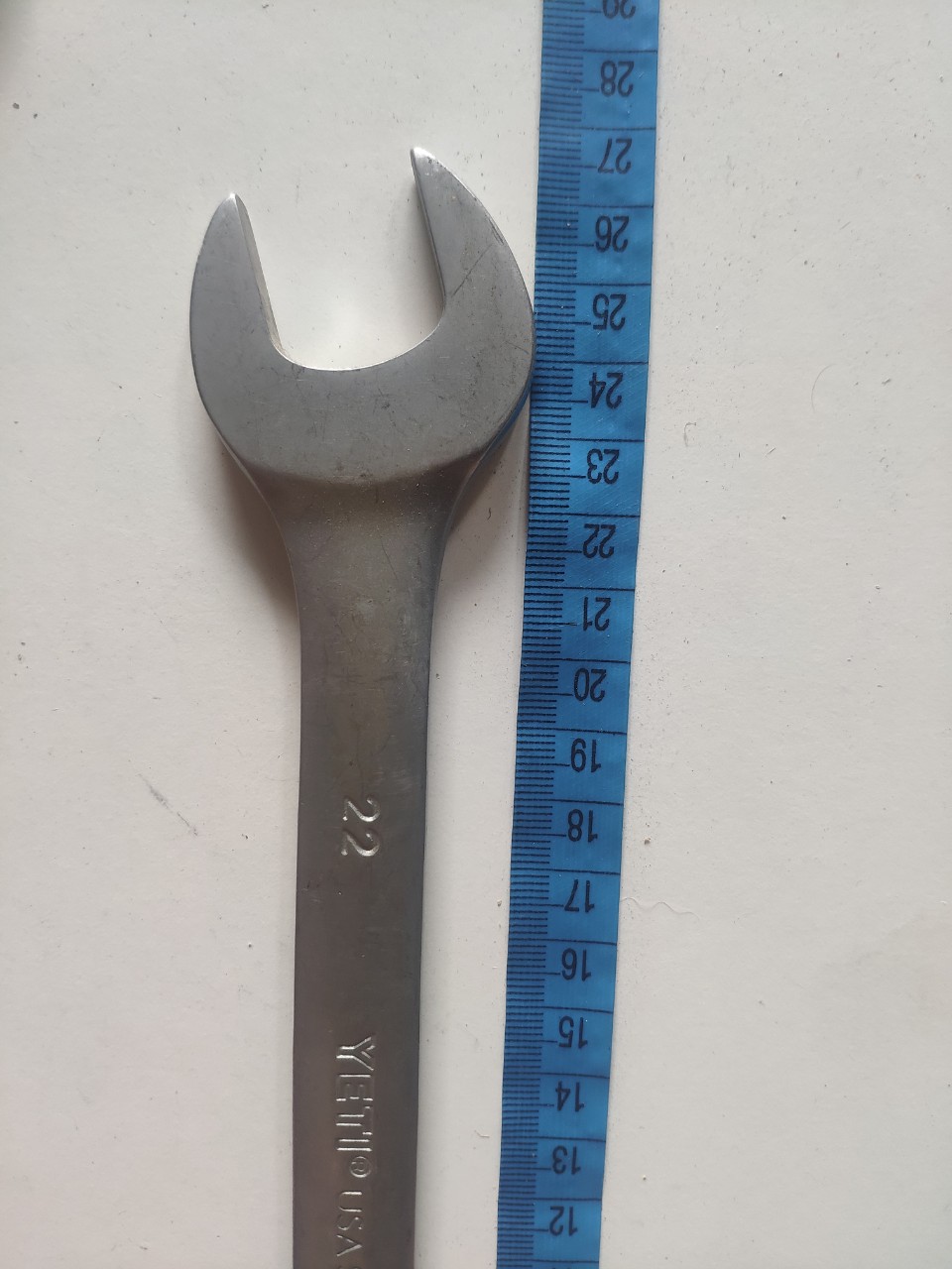 cờ lê 22mm