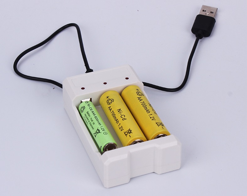 [HCM]SẠC PIN ĐA NĂNG 2a  3a CỔNG USB