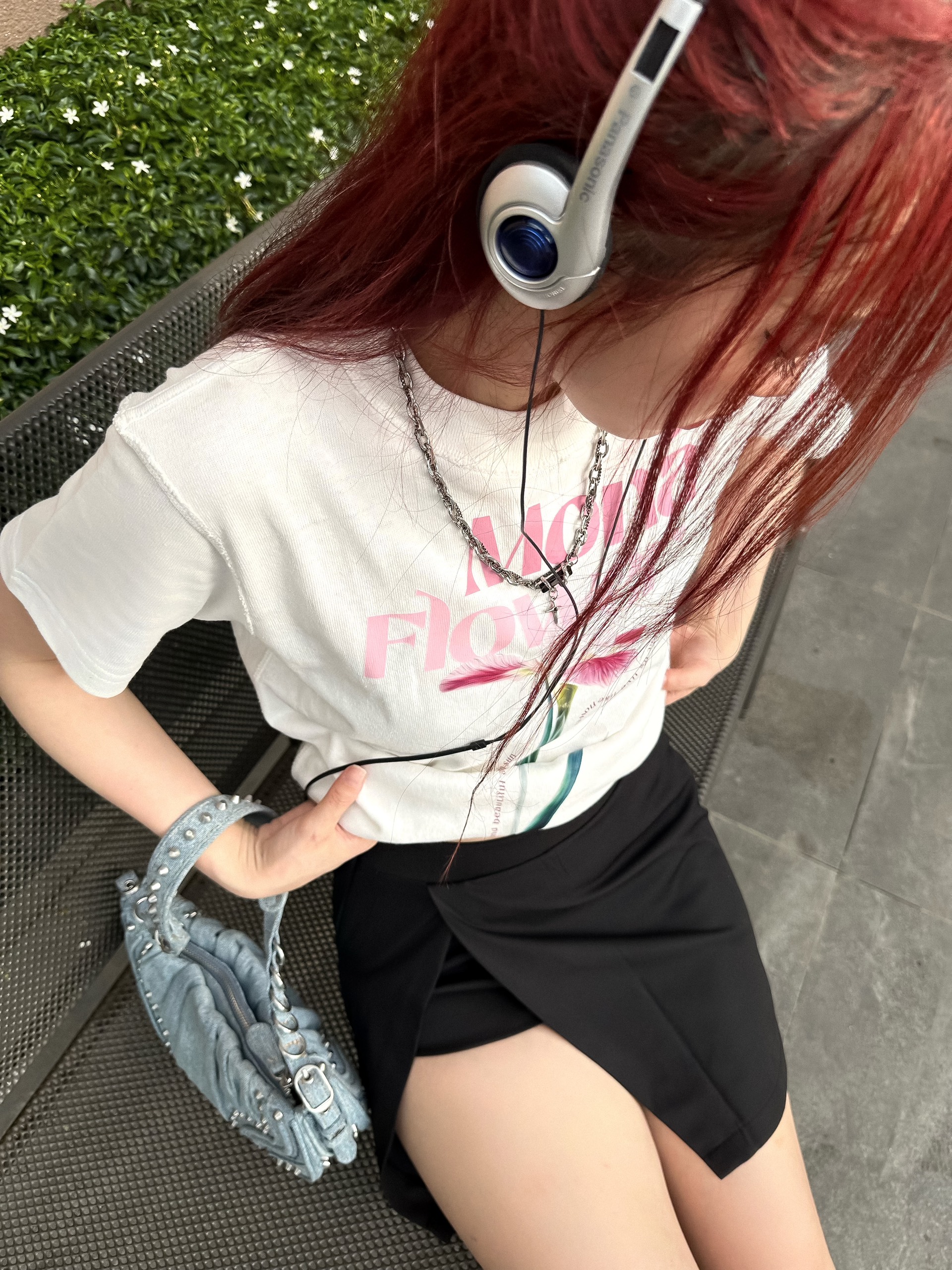 [VOUCHER 12%/149K] Áo thun baby tee in hoa MONÁ - FLEUR TRẮNG