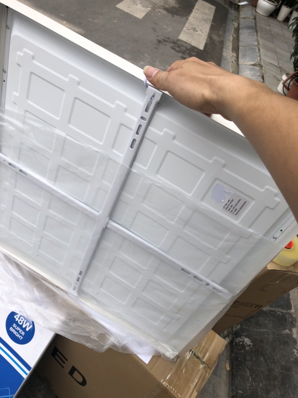 Đèn led panel 600×600 48w ốp trần nổi ốp trần thạch cao