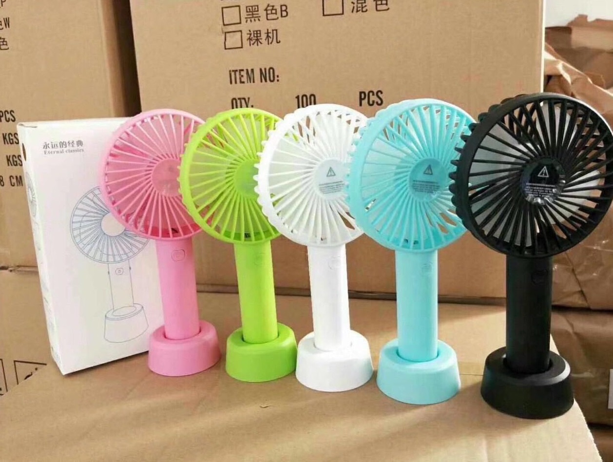 QUẠT MINI CẦM TAY TÍCH ĐIỆN 3 TỐC ĐỘ + PIN + CÁP SẠC