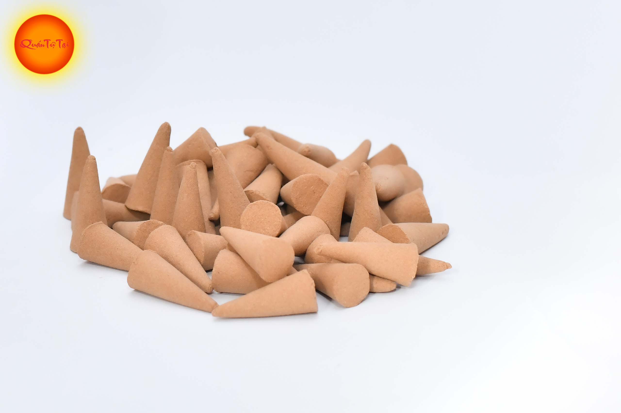 Hương Trầm Nụ ( 100 nụ / hộp ) - Dùng cho lư hương
