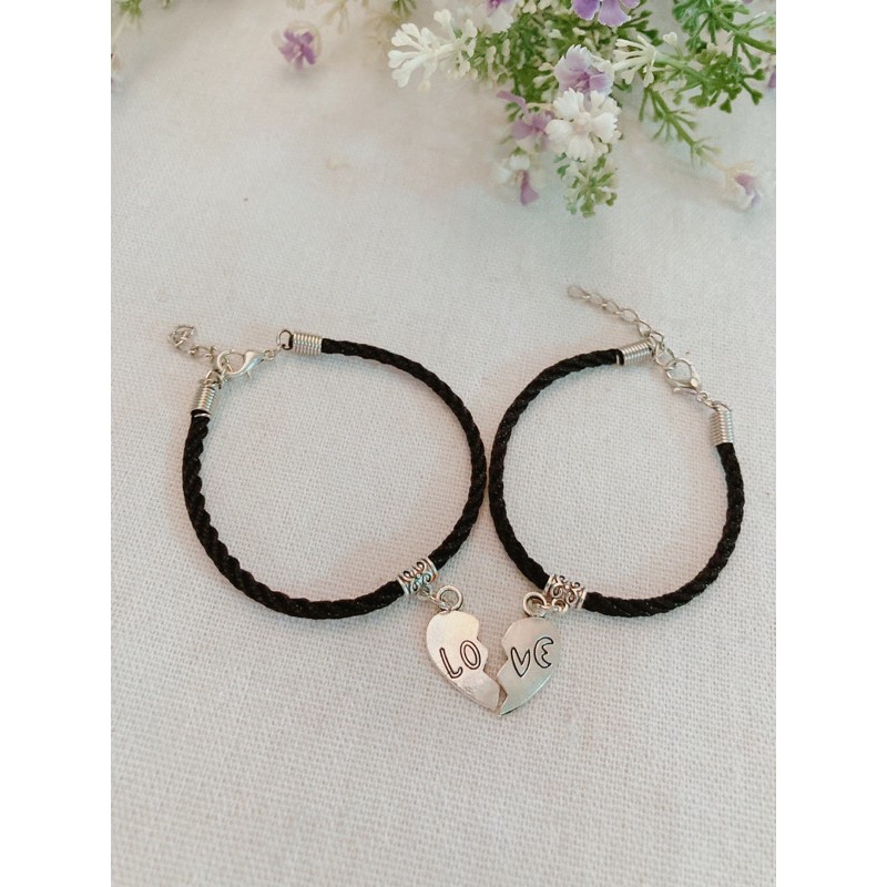 Vòng tay cặp đôi Love