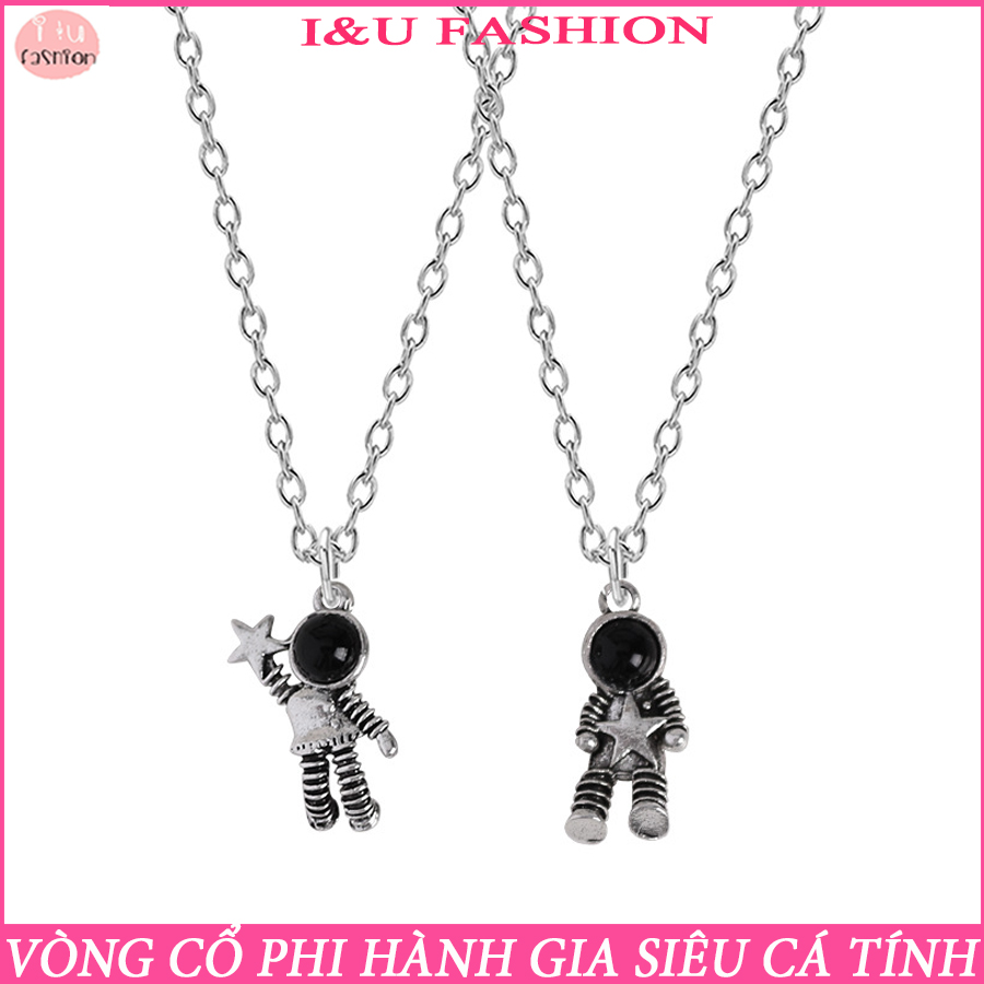 Vòng cổ , dây chuyền UNISEX Nam Nữ chất liệu kim loại hình phi hành gia hái sao và ôm sao ( có chọn mẫu ) độc đáo cá tính và thời trang phù hợp làm vòng cổ đôi , nhóm VC-38
