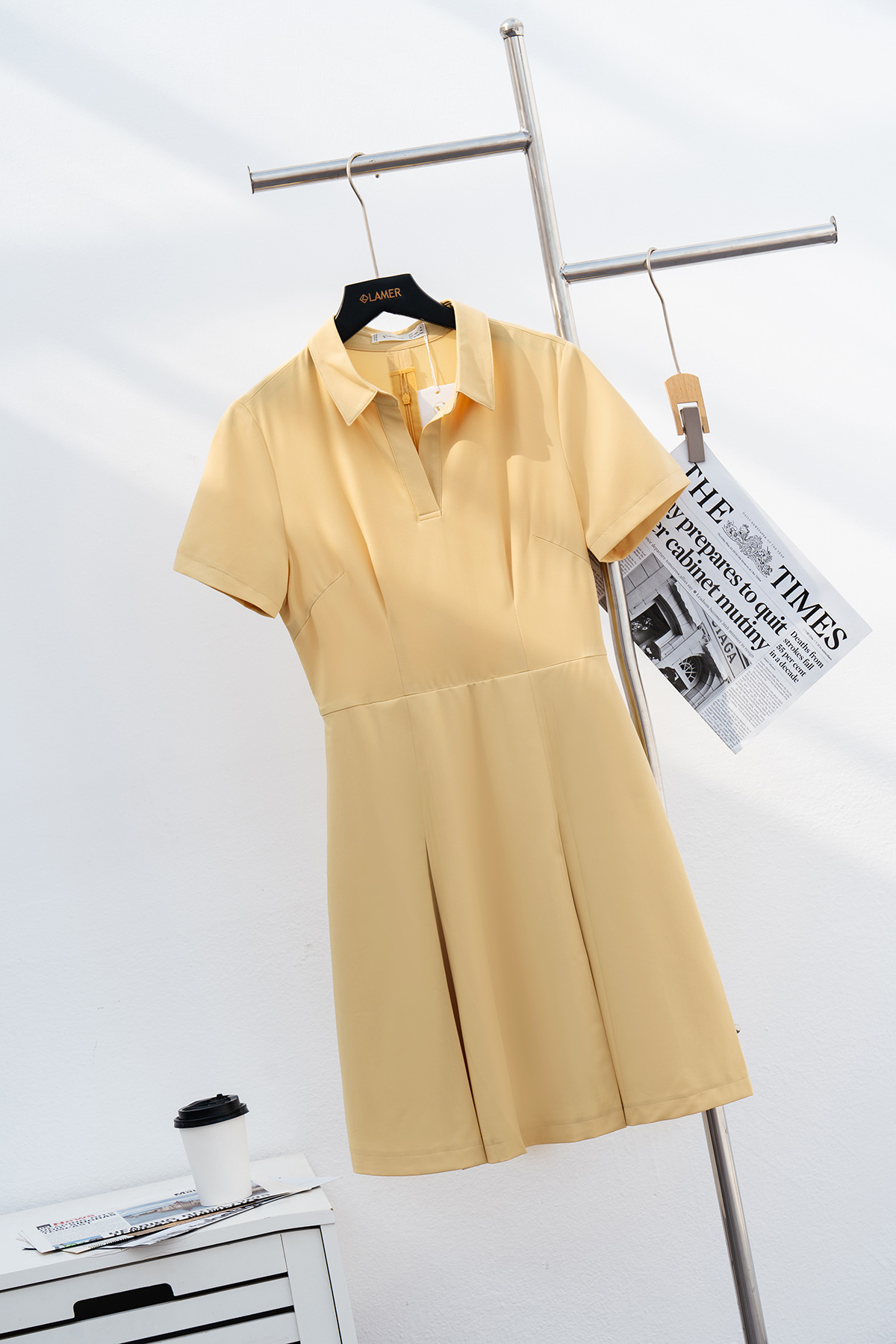 [Nhập LAZFASHIONSALE1111 giảm 15% Đầm Cổ Đức VIENTRAN Chiết Ly Xòe V63R23H010
