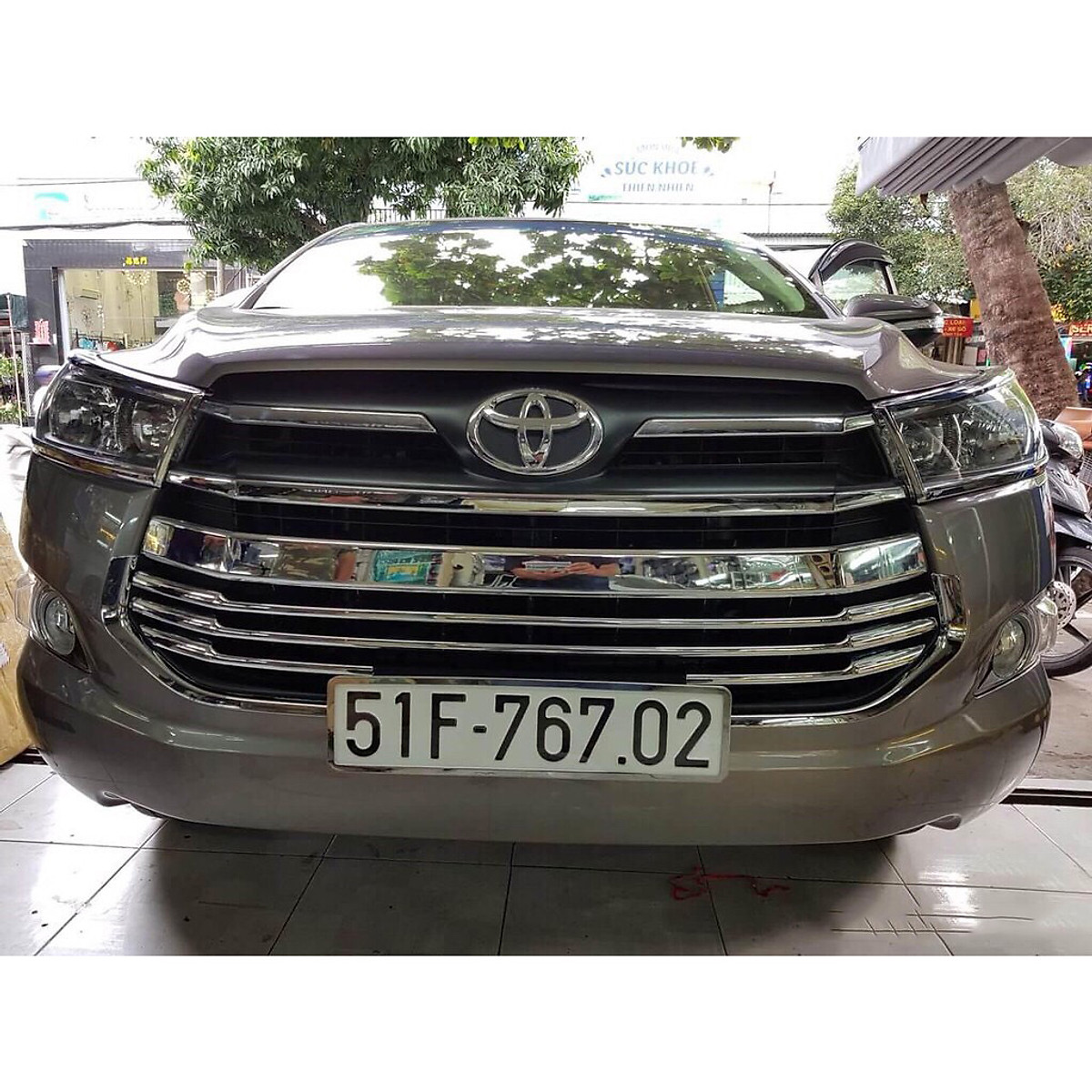 Bộ Ốp Mặt Ca Lăng Cho Innova 2017-2020