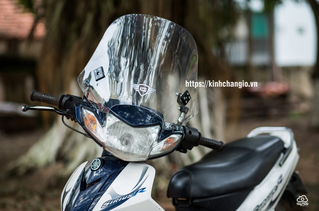 Kính Chắn Gió Xe SIRIUS - KC100SR