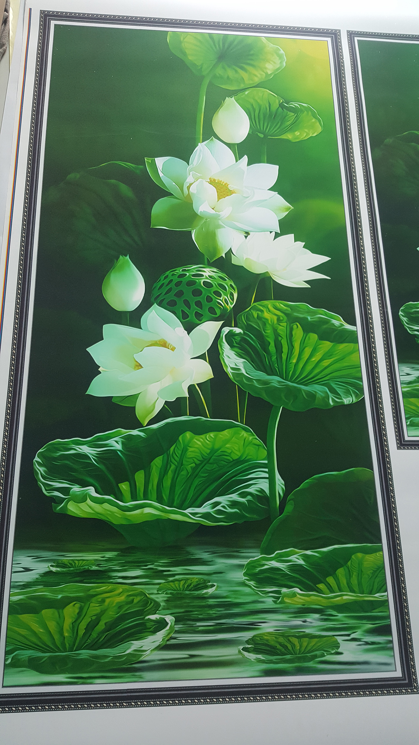 Tranh 3D dán tường hoa sen pp có in viền