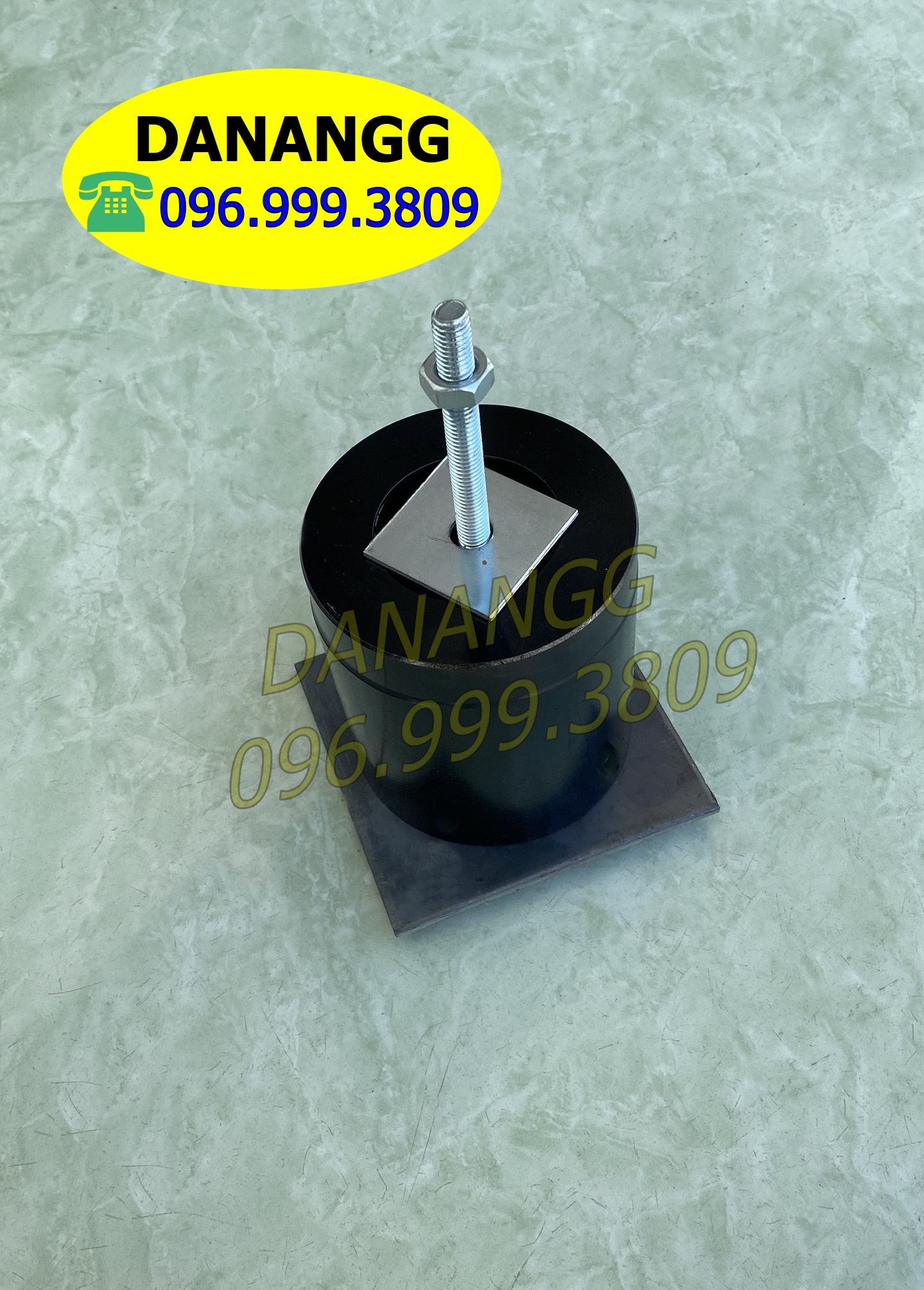 Đế kê tán đinh nồi côn chuông côn xe máy có hổ trợ siếc cố định chuông