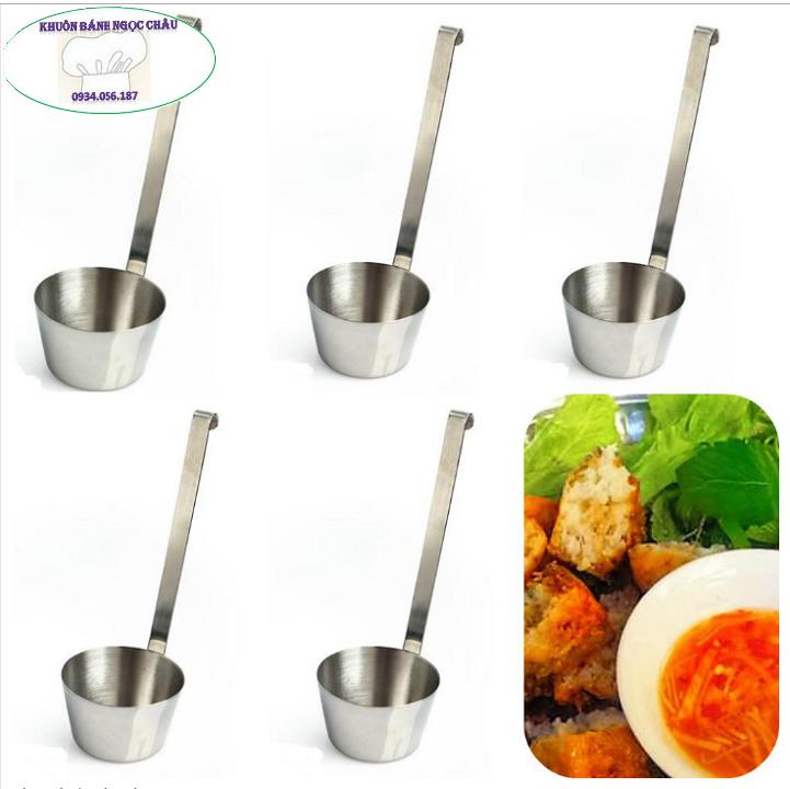 Combo 2 khuôn làm bánh Cống.