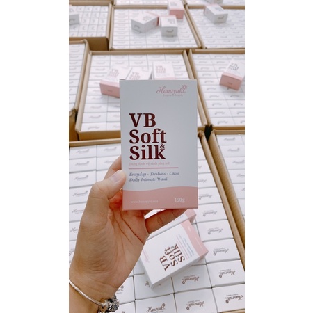 Dung Dịch Vệ Sinh Màu Hồng VB Soft Silk