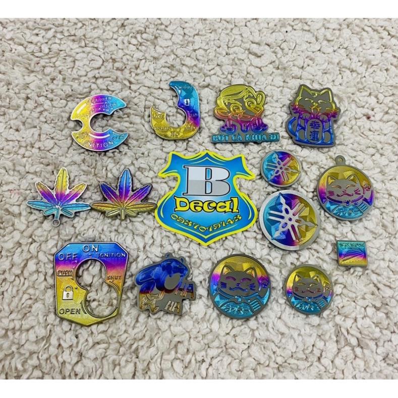 sticker logo titan siêu rẻ đẹp (giao ngẫu nhiên)