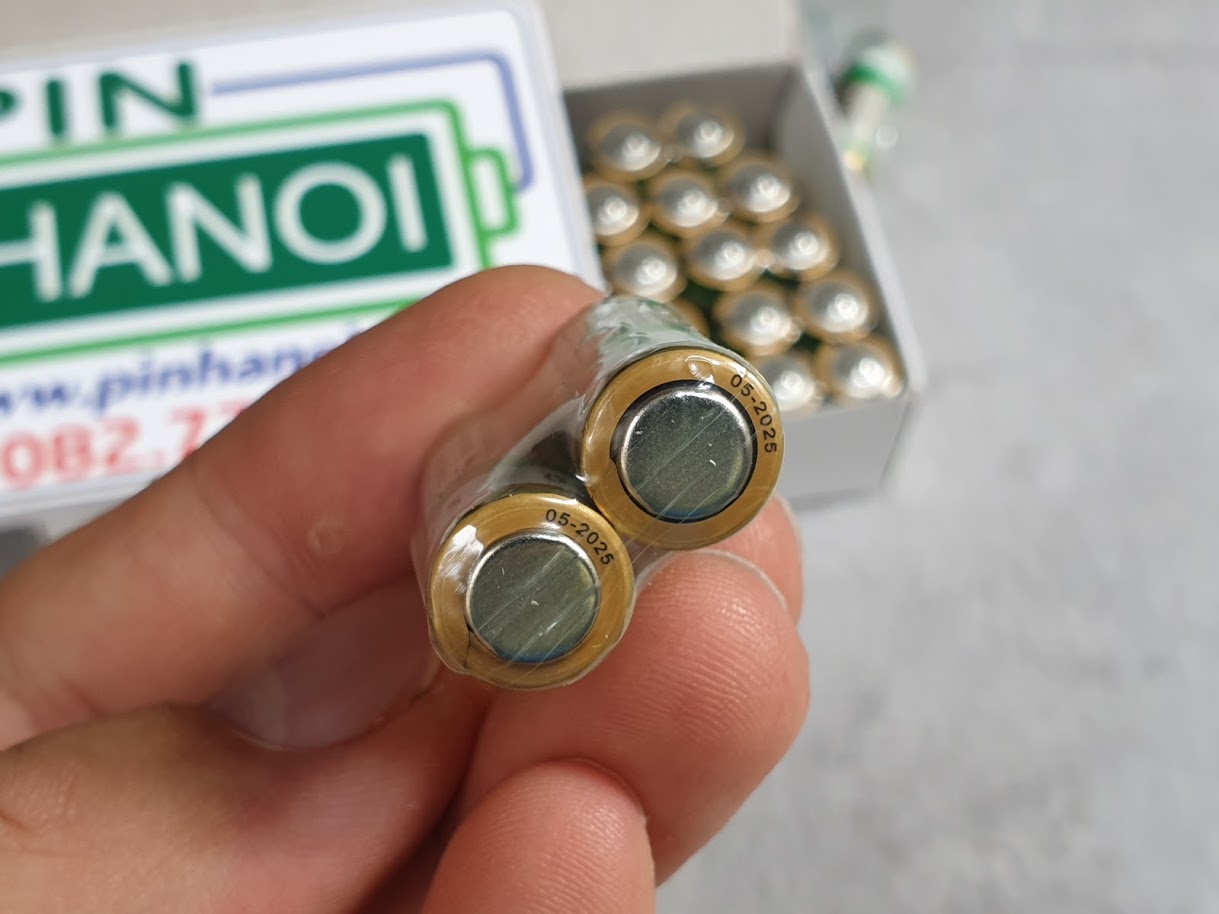 02 viên pin size N LR1 1.5V