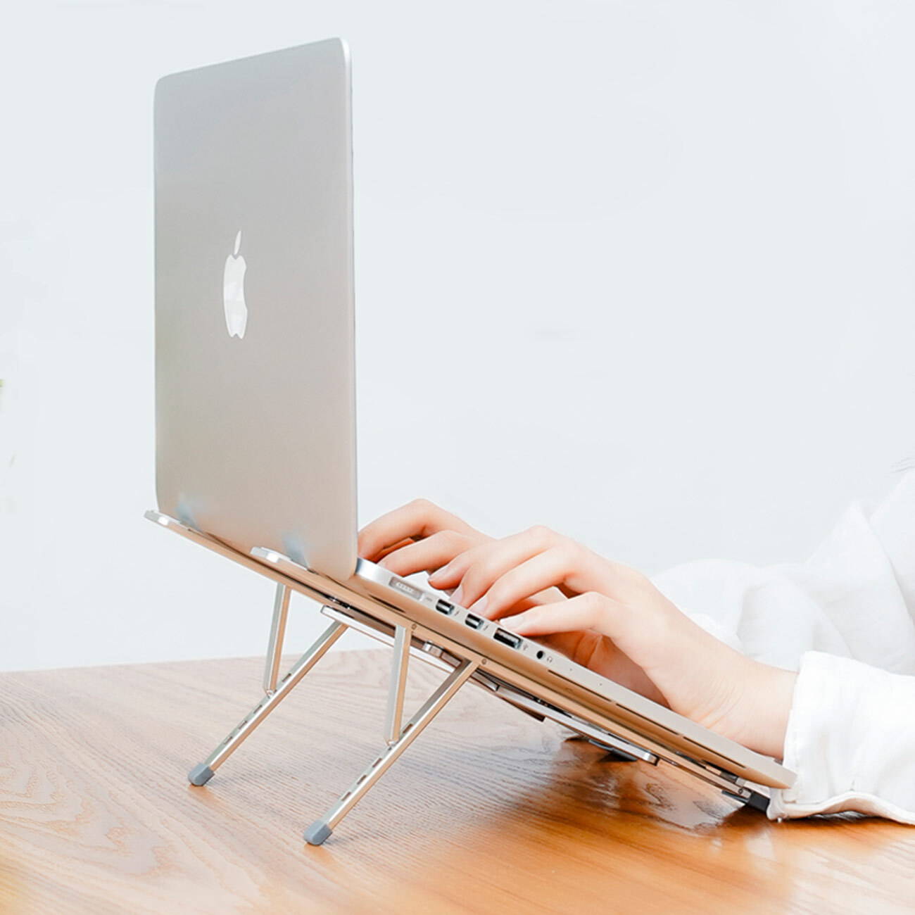 [HCM]GIÁ ĐỠ TẢN NHIỆT HYPERSTAND FOLDING ALUMIUM FOR MACBOOK/LAPTOP/IPAD – HTU6