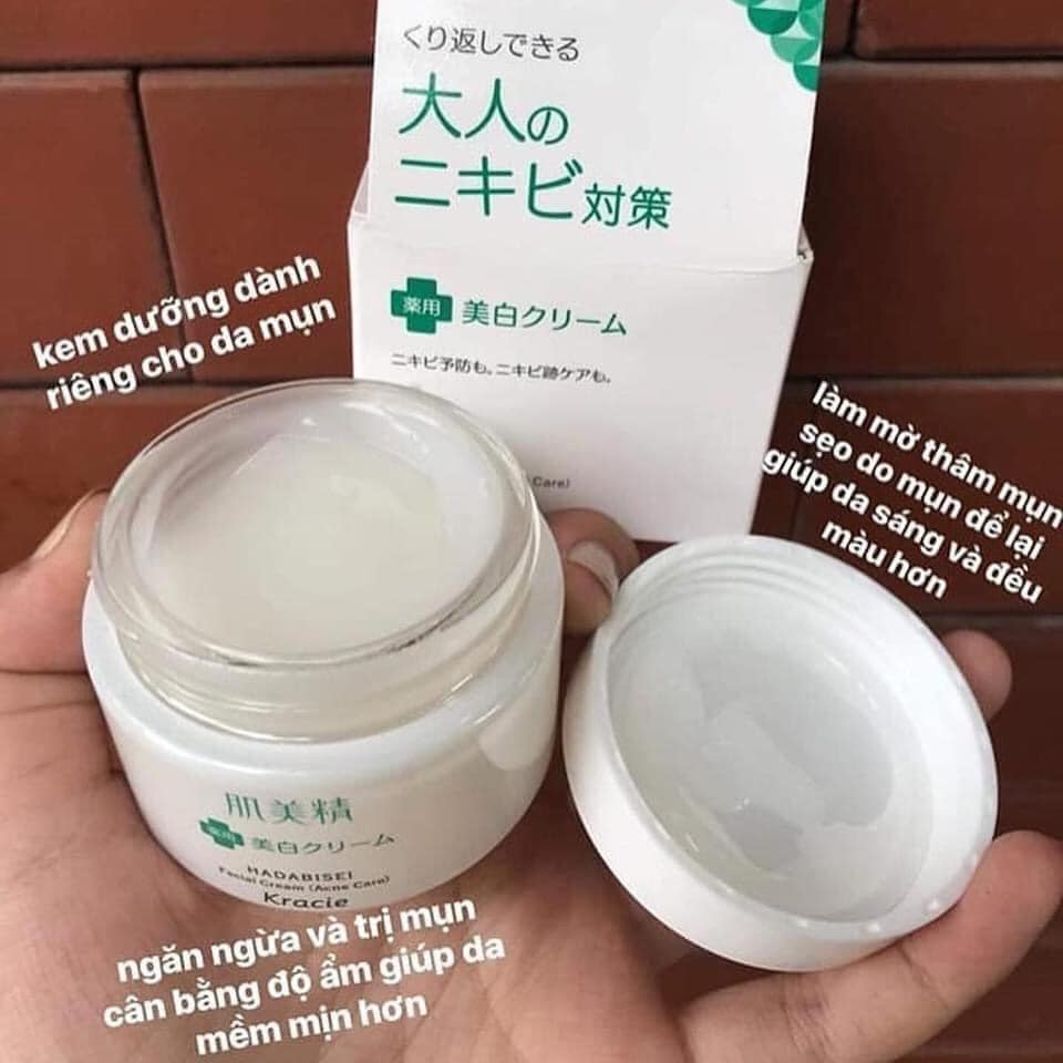 KEM ĐÁNH BAY MỤN - DƯỠNG TRẮNG KRACIE