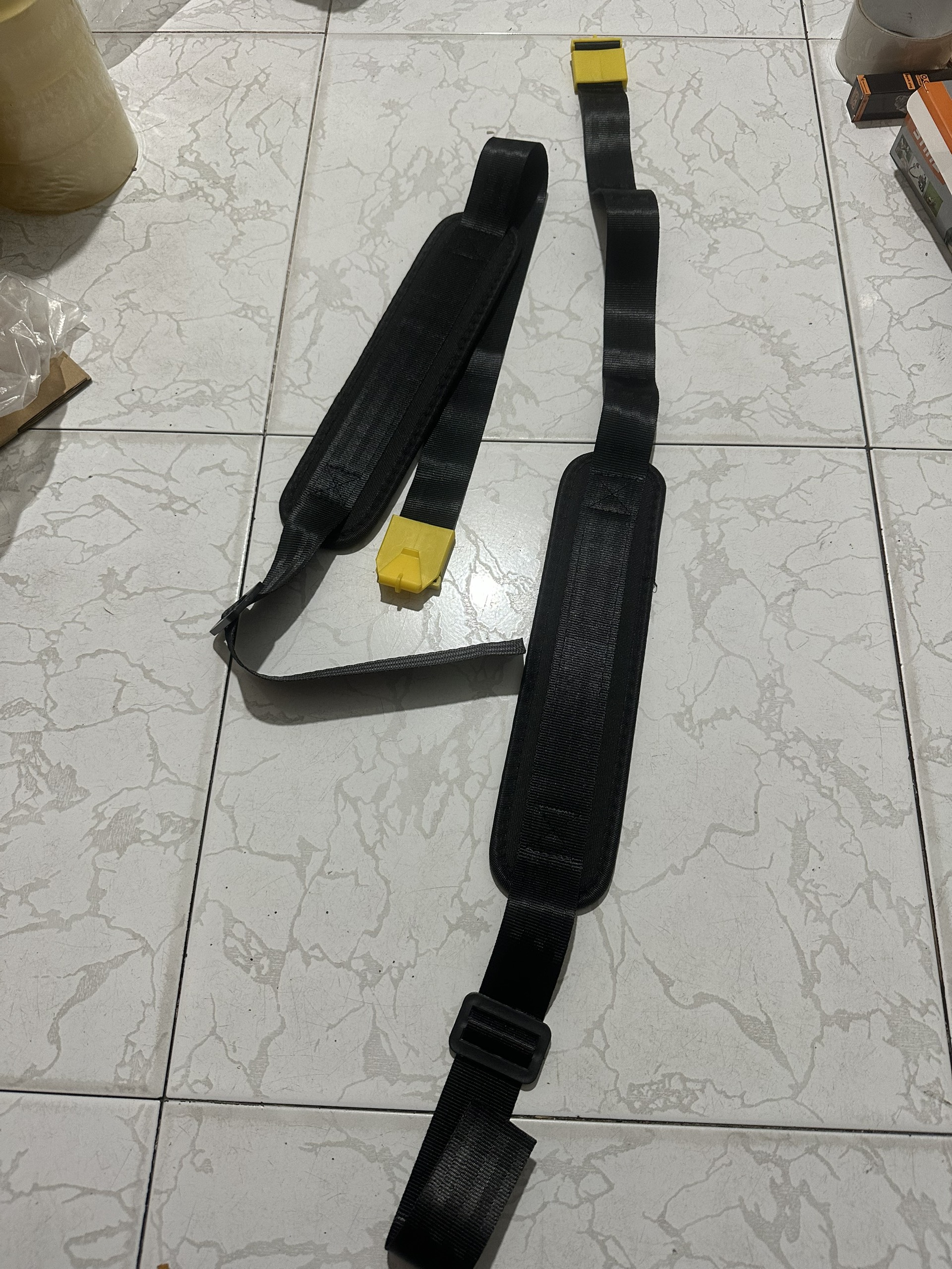 CẶP DÂY ĐEO MÁY PHUN THUOC CHẠY BẰNG ĐIỆN ( AC QUY)