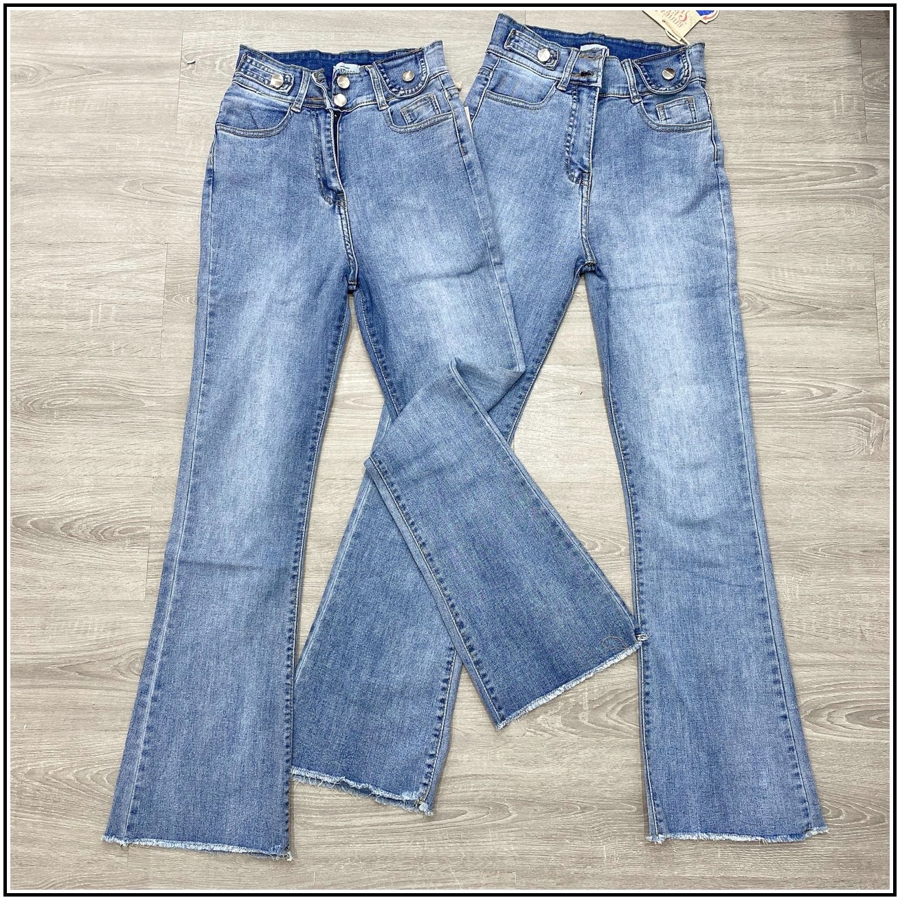Quần jean nữ ỐNG LOE MÀU XANH NHẠT LOANG PHỐI LẮP TÚI + KHUY xanh nhạt chất jean co giãn tốt t36