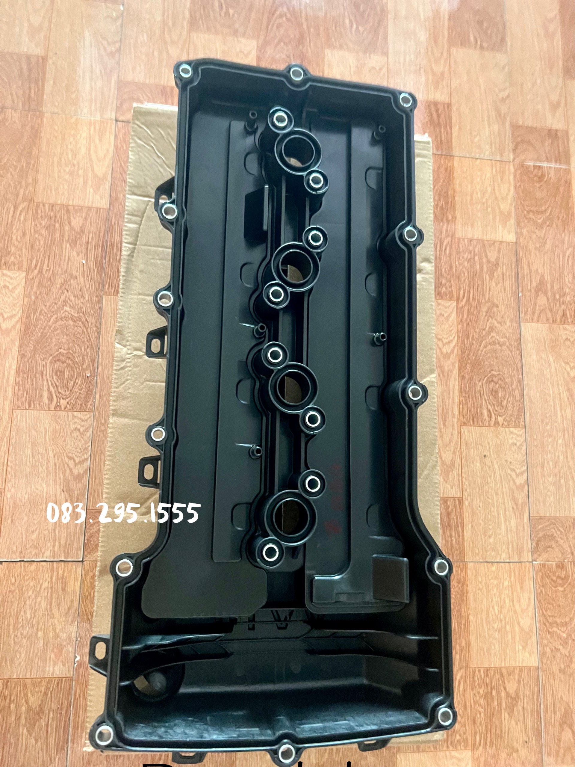 nắp dàn cò Innova 05 - 15 / oem