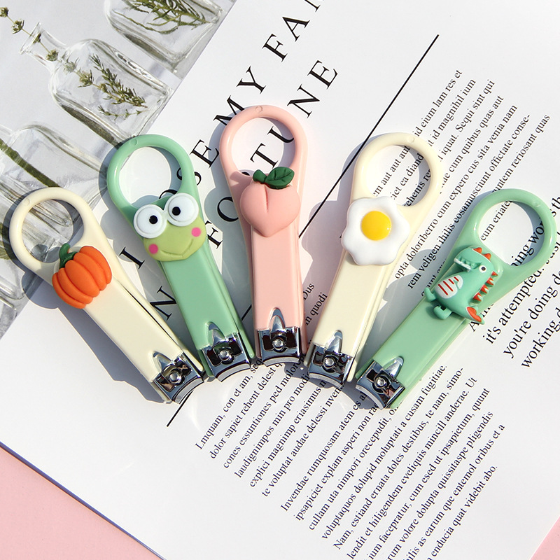 Bấm Móng Tay Siêu Cute