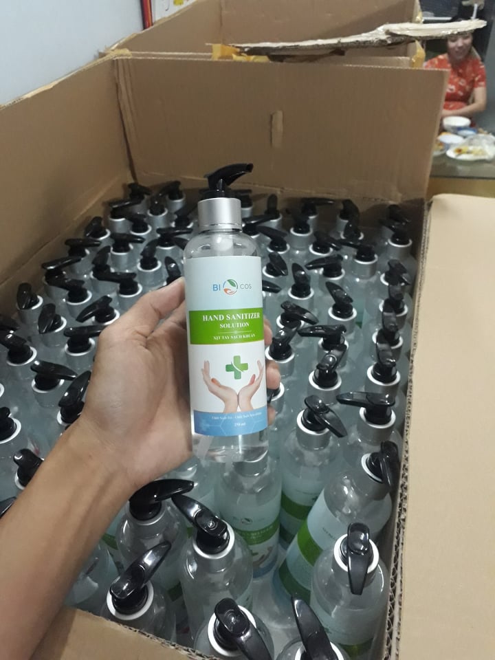 Nước rữa tay , xịt rữa tay sạch khuẩn 250ml