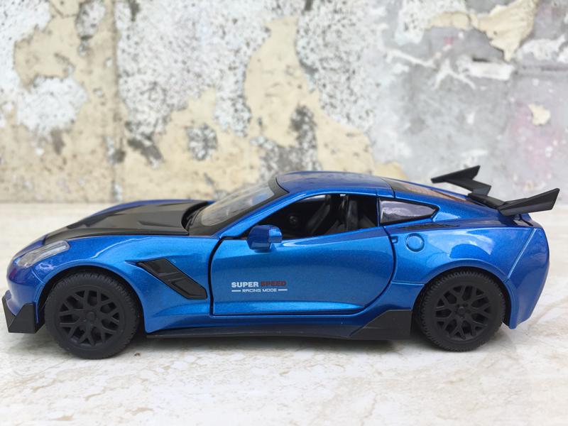 [HCM]Mô hình xe ô tô CHEVROLET Corvettec 1:32