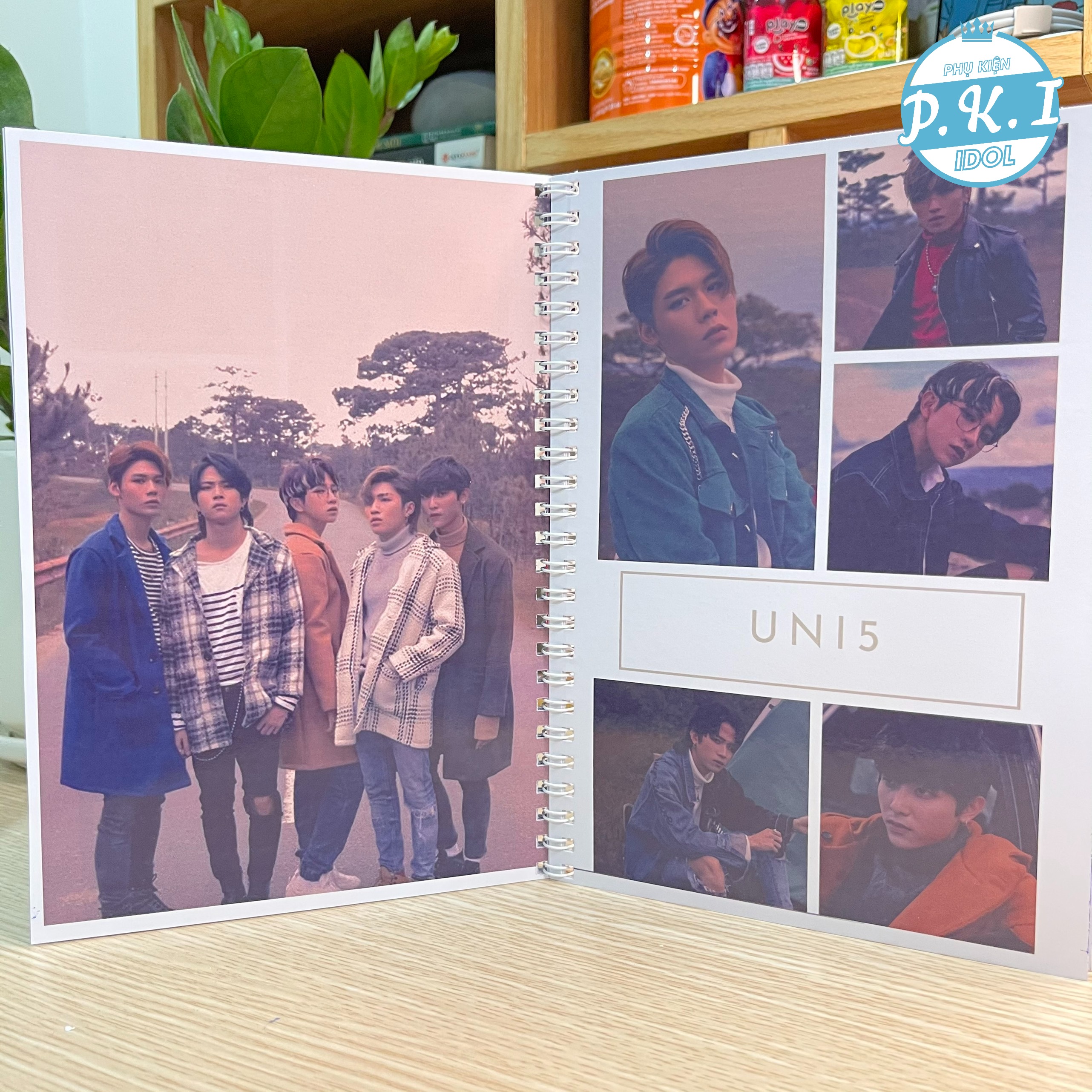 Combo Photobook Uni5 - QUÀ TẶNG V-POP