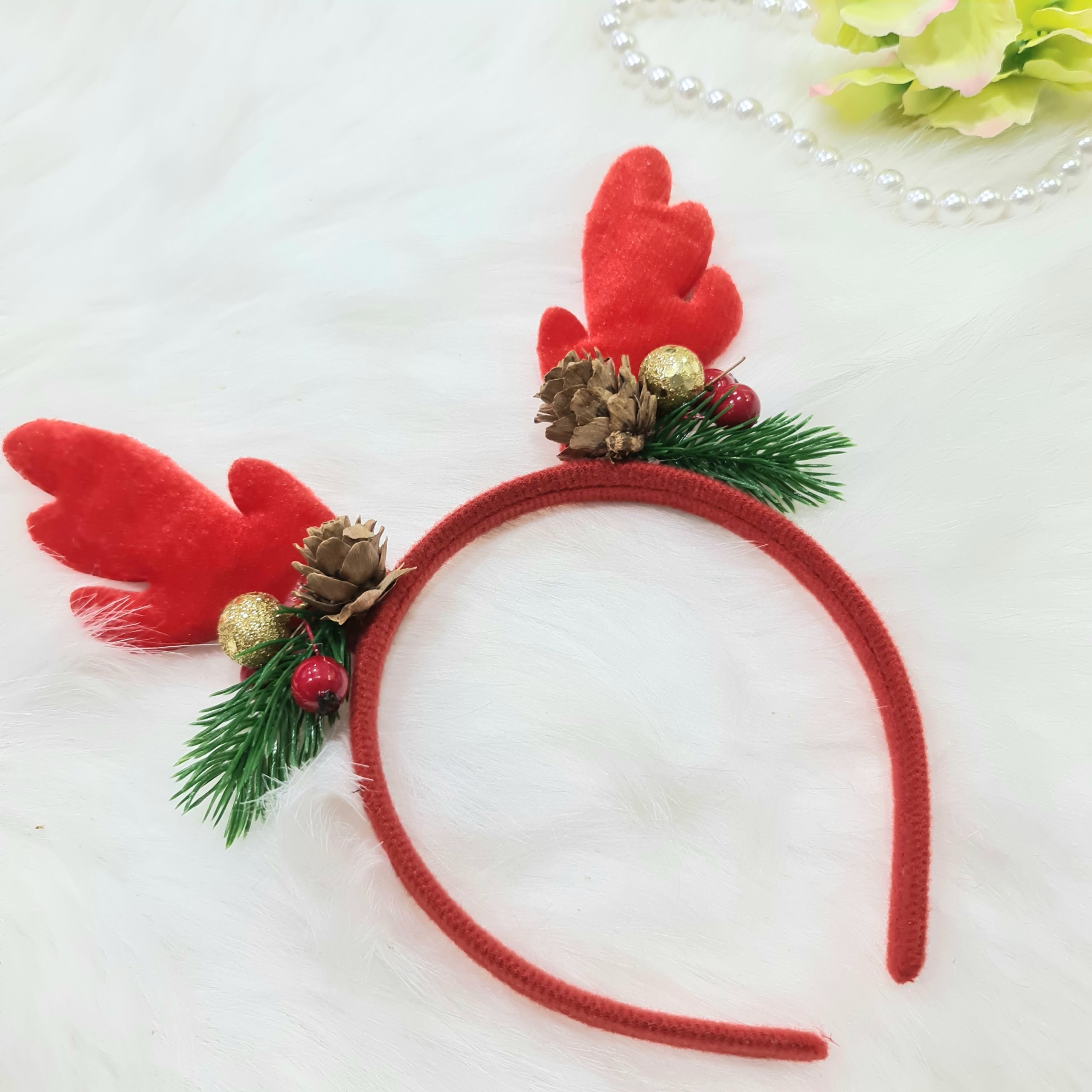 Cài Tóc Noel Sừng Nai Quả Thông