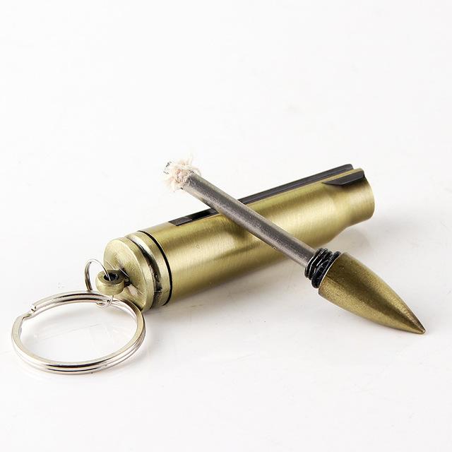 BẬT LỬA MÓC KHÓA DIÊM XĂNG HÌNH VIÊN DAN (KHÔNG CHỨA XĂNG GAS)