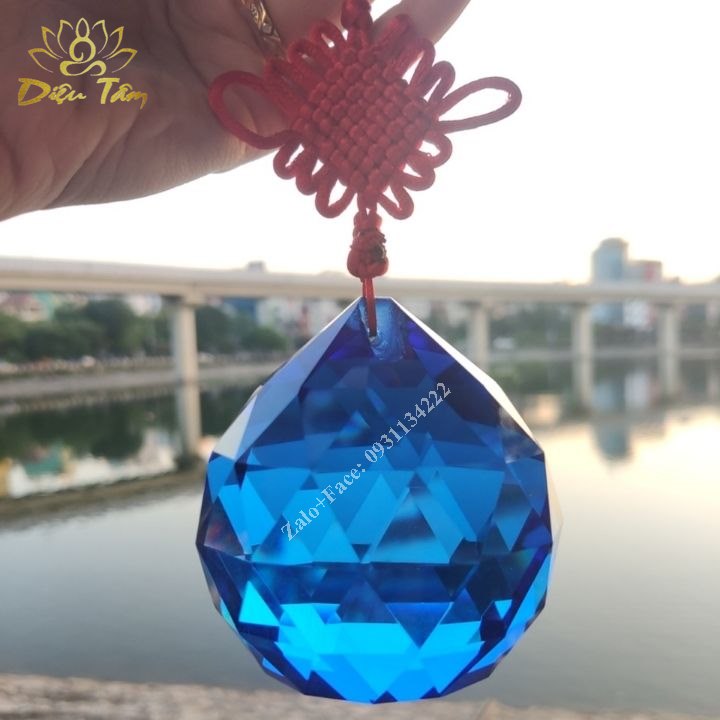 Quả cầu treo phong thuỷ đa giác màu Xanh Dương có tâm kết