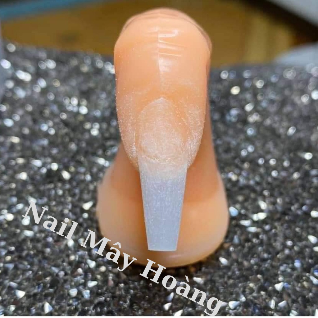 Ngón tay giả học nail